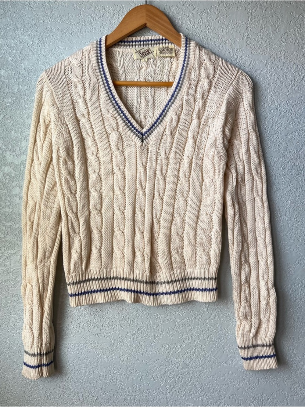 Vintage Cable Knit Cropped Sweater Cream Varsity V Neck Preppy Y2K Size M